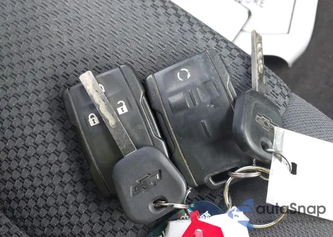 2017 Chevrolet Silverado 1500 1Lt z USA, uszkodzony, nr VIN 3GCUKREC7HG138807